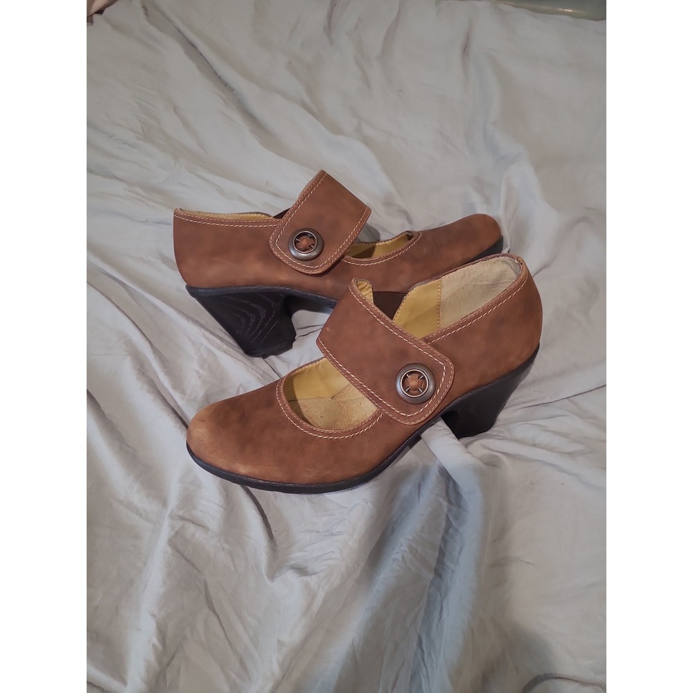 Softspots Women's SZ 11M Brown Suede 3" Chunky Heel Mary Jane  boho comfort work